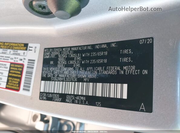 5TDGZRBH1LS037636 2020 TOYOTA LE Silver ძრავის განყოფილების ხედი