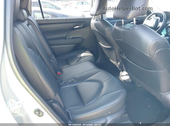 5TDGZRBH1LS037636 2020 TOYOTA LE Silver VIN კოდის სტიკერის ხედი