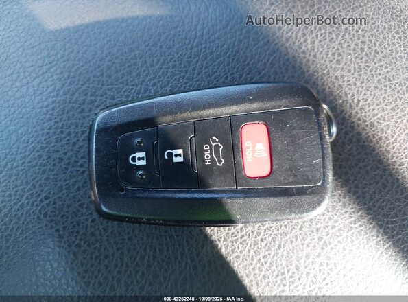 5TDGZRBH1LS037636 2020 TOYOTA LE Silver წინა პანელის ხედი