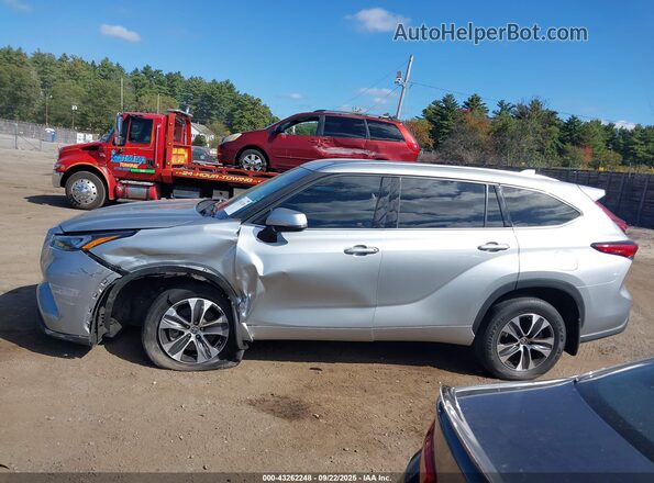 5TDGZRBH1LS037636 2020 TOYOTA LE Silver სალონის 360-გრადუსიანი ხედი