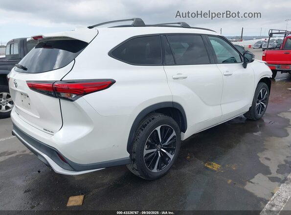 5TDJZRBH9MS068379 2021 TOYOTA HIGHLANDER Белый Задняя правая четверть