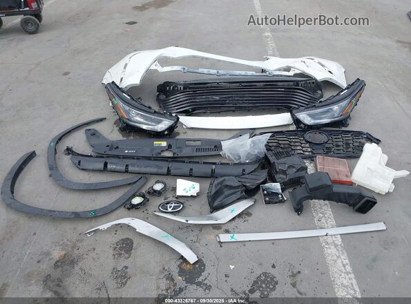 5TDJZRBH9MS068379 2021 TOYOTA HIGHLANDER Белый Вид щитка приборов