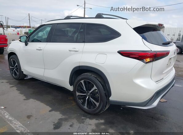 5TDJZRBH9MS068379 2021 TOYOTA HIGHLANDER Белый Задняя левая четверть