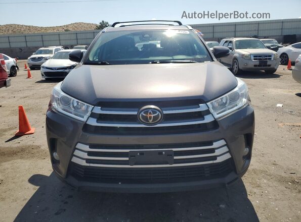 5TDJZRFH7JS830050 2018 TOYOTA HIGHLANDER Charcoal 