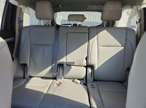 5TDJZRFH8JS895196 2018 TOYOTA HIGHLANDER Silver 