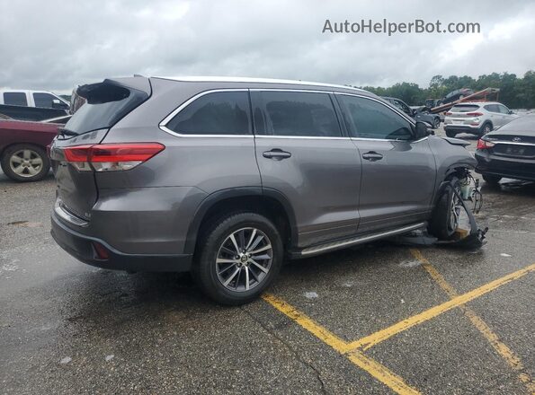5TDKZRFH1JS532632 2018 TOYOTA HIGHLANDER Gray 