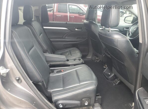 5TDKZRFH1JS532632 2018 TOYOTA HIGHLANDER Gray 