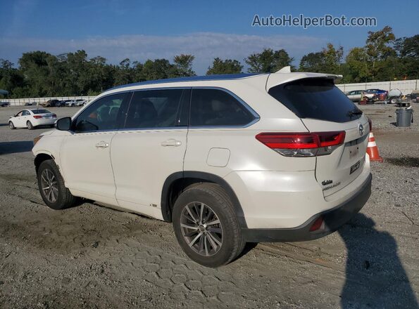 5TDKZRFH6JS527426 2018 TOYOTA HIGHLANDER White 