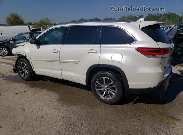 5TDKZRFH6JS538961 2018 TOYOTA HIGHLANDER White 