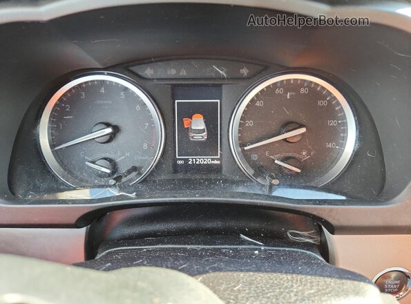 5TDKZRFH8JS532742 2018 TOYOTA HIGHLANDER Silver 