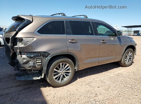 5TDKZRFH9JS245345 2018 TOYOTA HIGHLANDER Желто-коричневый 