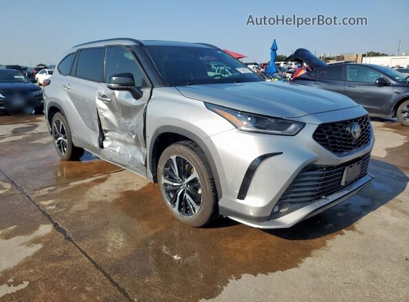 5TDLZRAHXMS069583 2021 TOYOTA HIGHLANDER Silver Передня права чверть