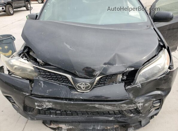 5TDXZ3DCXJS954103 2018 TOYOTA SIENNA Black 