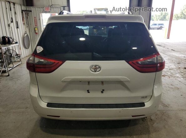 5TDYZ3DC4LS076479 2020 TOYOTA LE White Հետևի տեսք