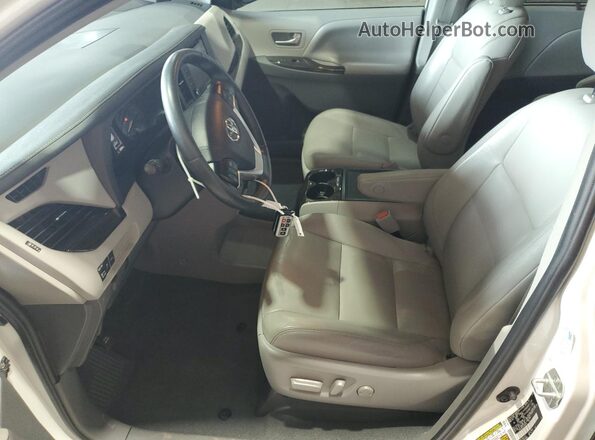5TDYZ3DC4LS076479 2020 TOYOTA LE White Սալոնի դիմացի տեսք