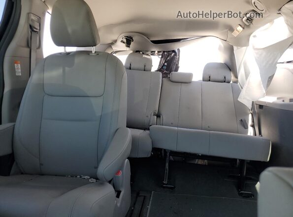 5TDYZ3DCXLS073313 2020 TOYOTA LE Gray Rear seats view