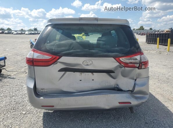 5TDZZ3DC3JS952041 2018 TOYOTA SIENNA Silver 
