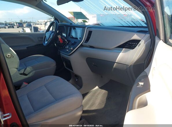 5TDZZ3DC4LS028260 2020 TOYOTA SIENNA Red Widok wnętrza z przodu