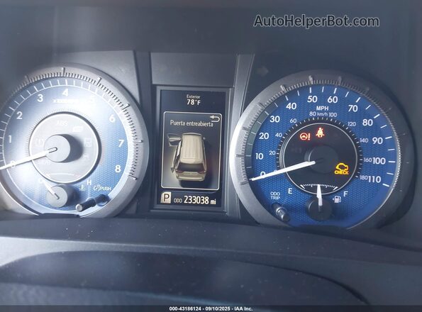 5TDZZ3DC4LS028260 2020 TOYOTA SIENNA Red Widok tylnych siedzeń