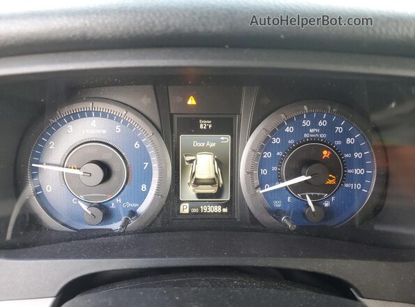 5TDZZ3DC4LS030686 2020 TOYOTA SIENNA Black Սարքավորումների վահանակի տեսք