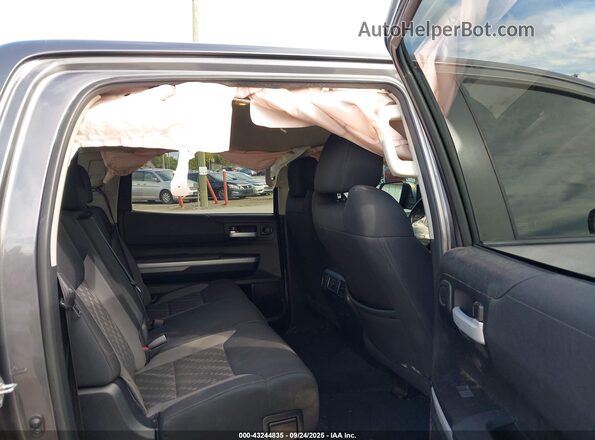5TFDW5F11KX844846 2019 TOYOTA TUNDRA Gray Vista de la etiqueta del VIN