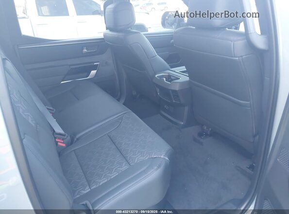 5TFJA5DB3SX323804 2025 TOYOTA LIMITED Green Vista de la etiqueta del VIN