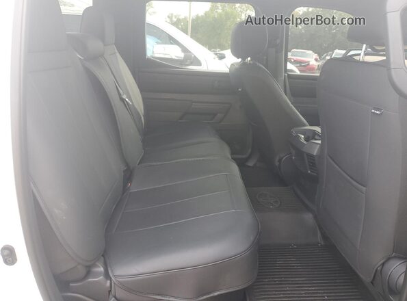 5TFKB5DB3SX309631 2025 TOYOTA TUNDRA White Հետևի նստատեղերի տեսք