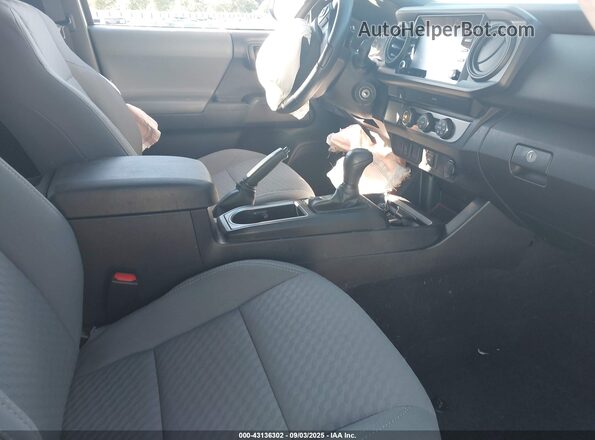 5TFRX5GN2LX182877 2020 TOYOTA TACOMA Белый Вид салона спереди