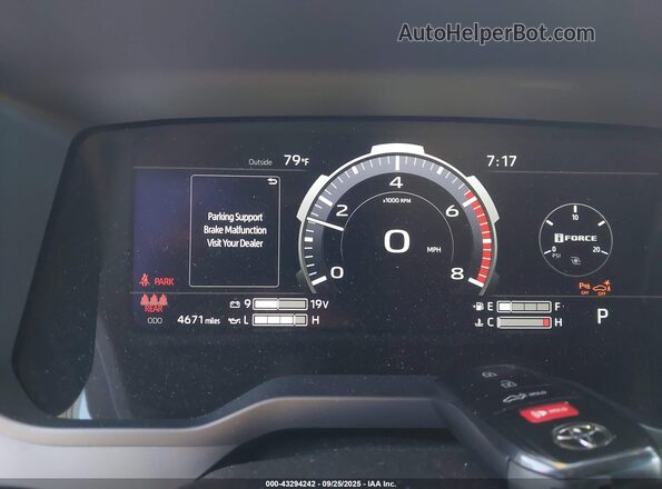 5TFWA5DB8SX317129 2025 TOYOTA LIMITED White Հետևի նստատեղերի տեսք