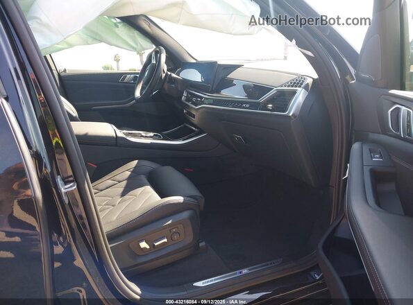 5UX13EU00S9Z30139 2025 BMW X5 Black Front interior view