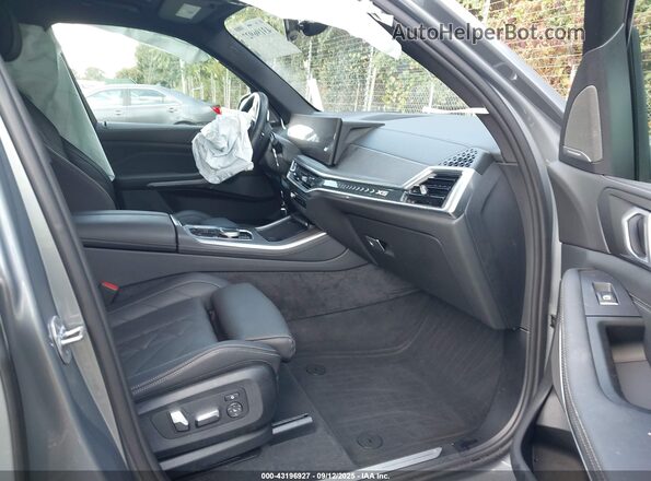 5UX13EU01R9V12165 2024 BMW X5 Silver Front interior view