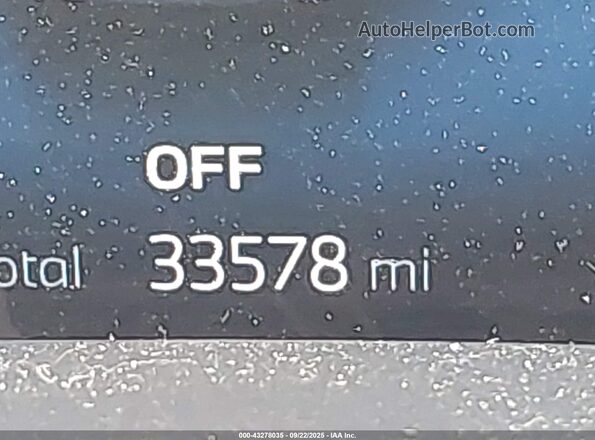 5UX23EM02P9R91424 2023 BMW X7 Gray 