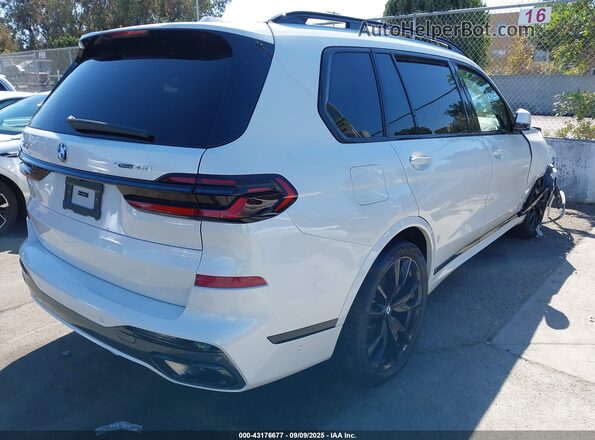 5UX23EM06R9U25642 2024 BMW X7 White Rear right