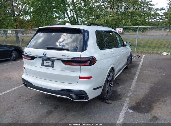 5UX23EM08R9U94106 2024 BMW X7 White Задня права чверть