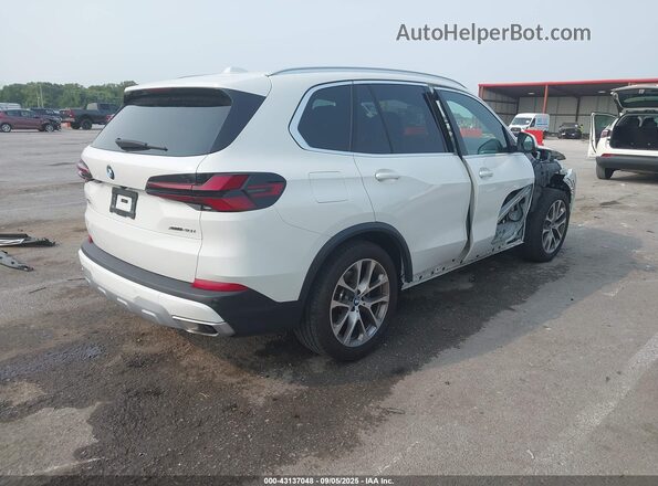 5UX23EU01R9U05895 2024 BMW X5 White Rear right