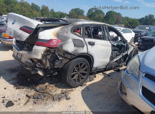 5UX2V1C00L9C04178 2020 BMW X4 White Rear right