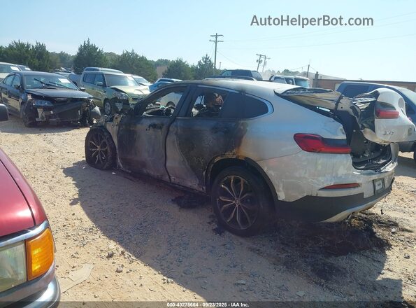 5UX2V1C00L9C04178 2020 BMW X4 White Rear left