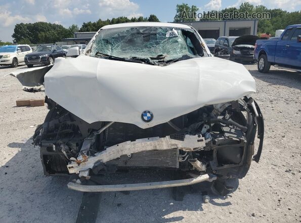 5UX2V1C05M9F94289 2021 BMW X4 White Widok z przodu
