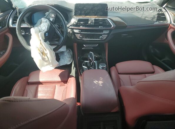 5UX2V1C05M9F94289 2021 BMW X4 White Widok deski rozdzielczej