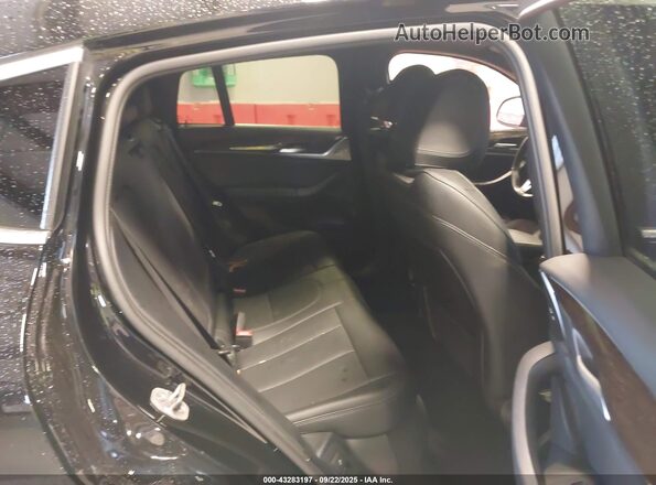 5UX33DT02N9M96234 2022 BMW X4 Black 