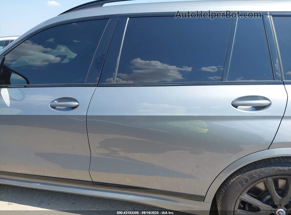 5UX33EM09P9N85404 2023 BMW X7 Gray Панорамний вид салону 360°