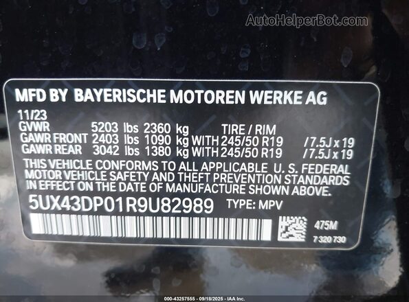 5UX43DP01R9U82989 2024 BMW X3 Black Engine compartment view