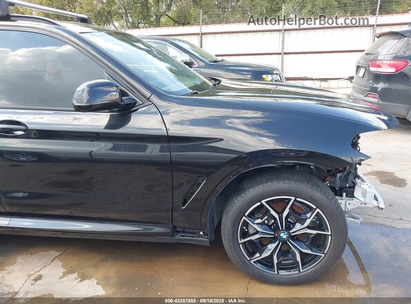 5UX43DP01R9U82989 2024 BMW X3 Black 360 interior view