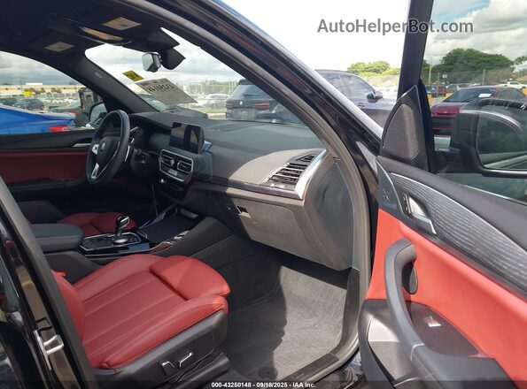 5UX43DP02R9U15141 2024 BMW X3 Black Вид салону спереду