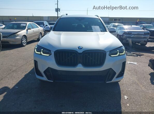 5UX43DP08P9P16445 2023 BMW X3 White Widok zestawu wskaźników