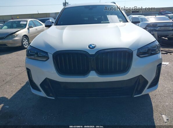 5UX43DP08P9P16445 2023 BMW X3 White Widok z przodu