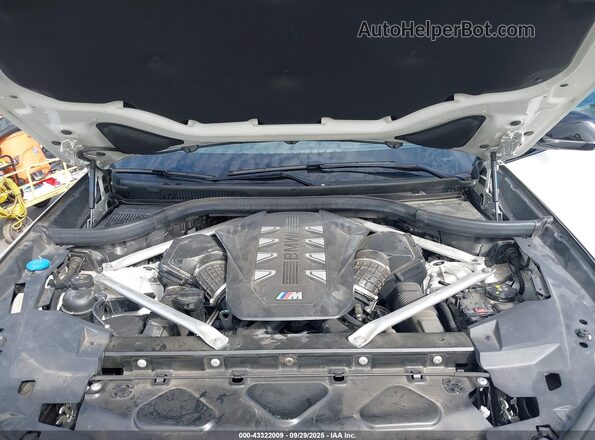 5UX43EX00R9T36315 2024 BMW X6 White Rear view
