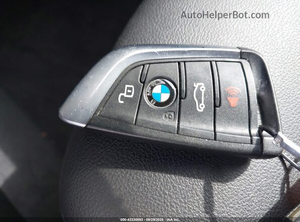 5UX53DP02R9U82987 2024 BMW X3 Серый Вид панели приборов