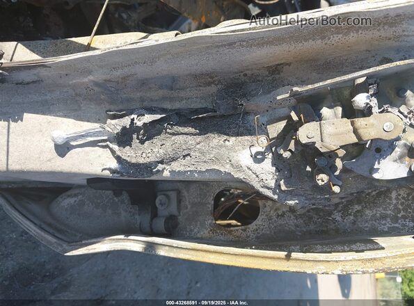 5UX53DP0XN9M09487 2022 BMW X3 Желтый Вид подкапотного пространства