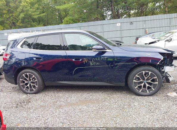 5UX53GP07S9127319 2025 BMW X3 Blue Rear interior view